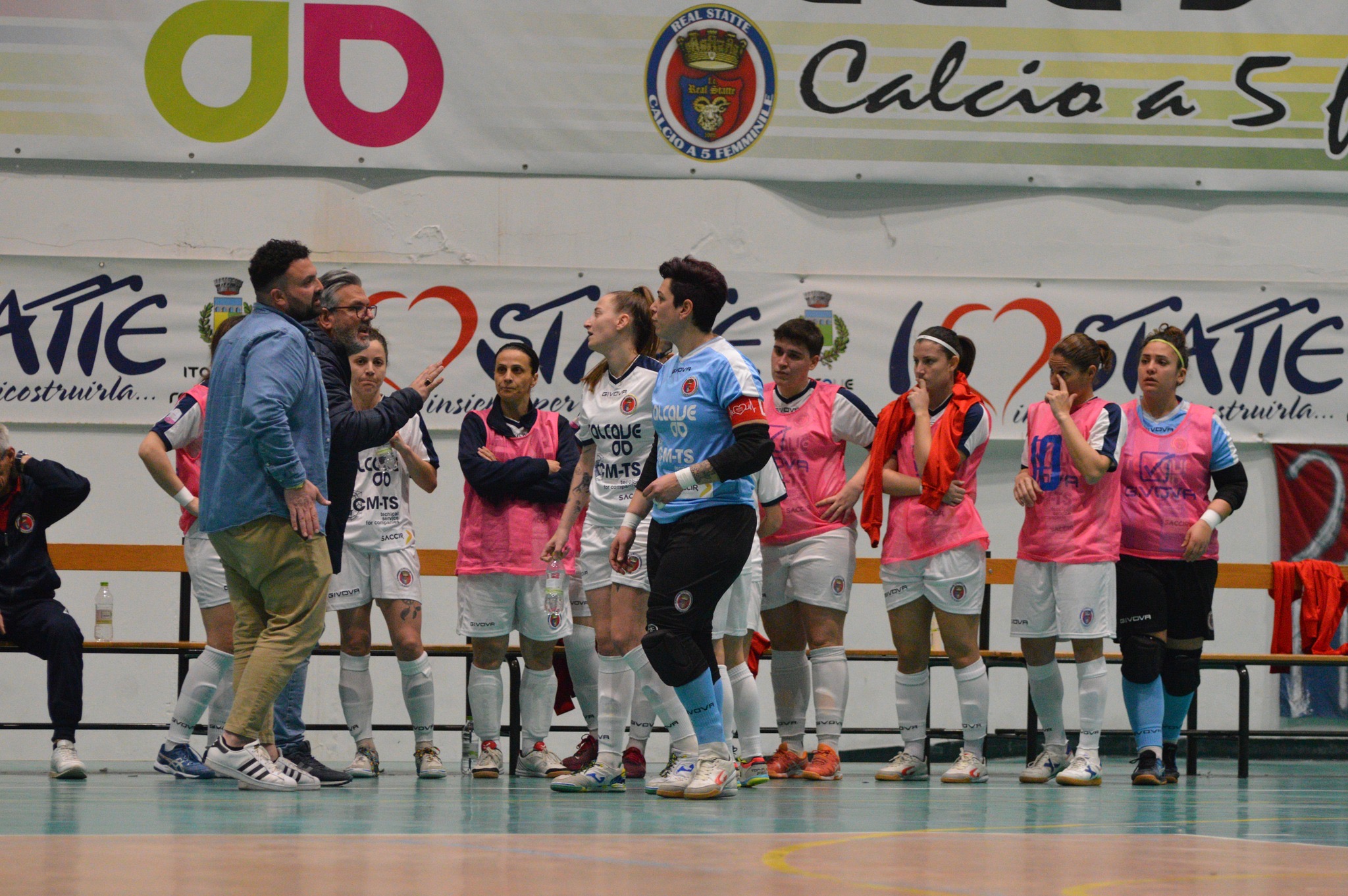 Futsal A F Real Statte Chiude La Stagione Con Una Sconfitta