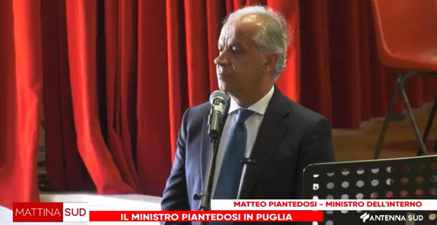 Andria Il Ministro Piantedosi In Visita Al Verdi Cafaro