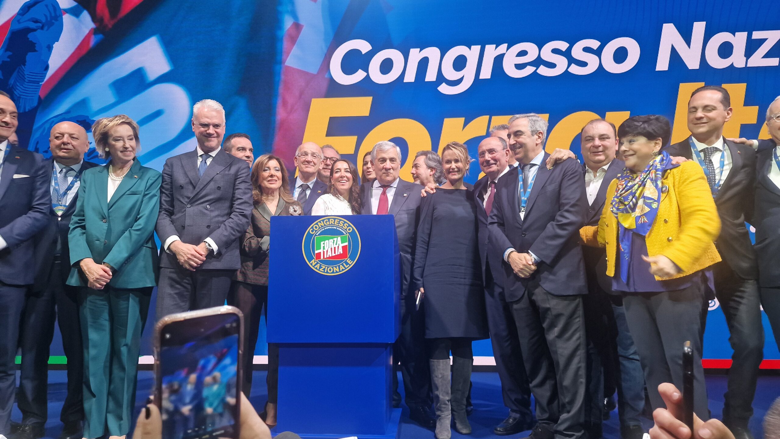 Roma Forza Italia Tajani eletto segretario Grande responsabilità