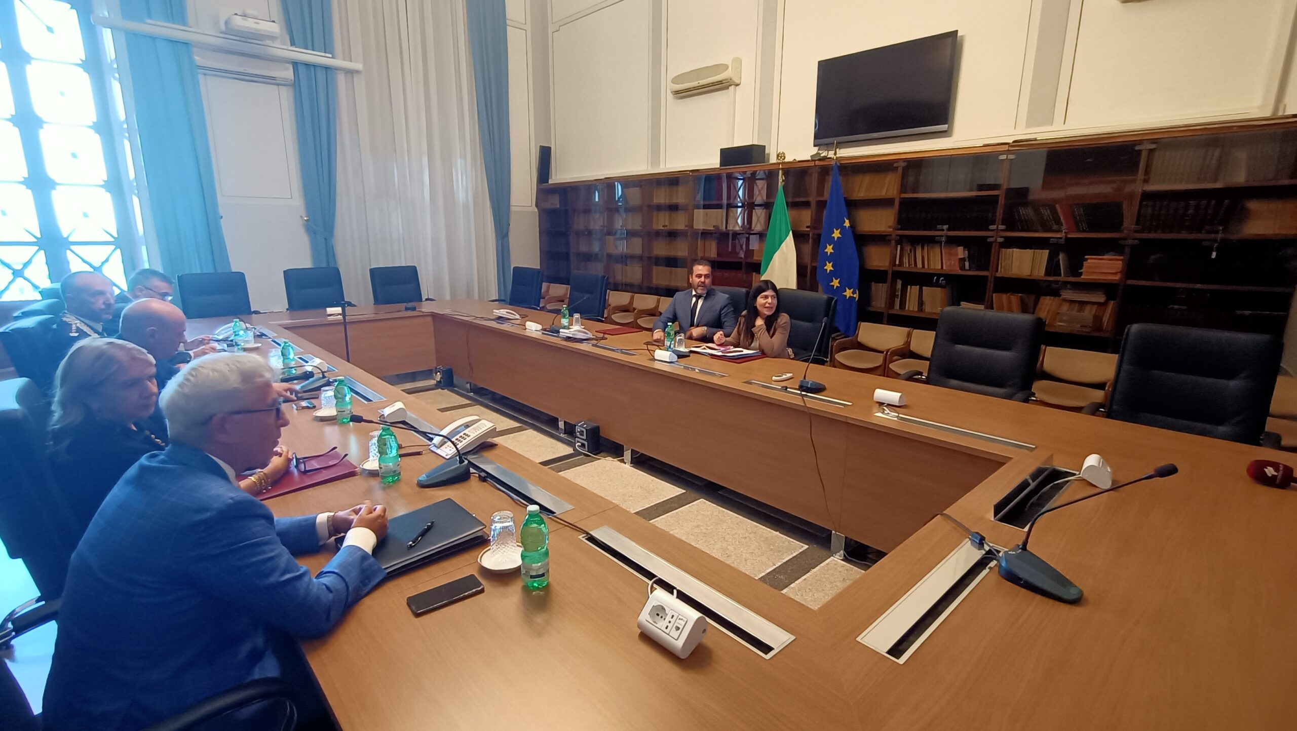 Taranto, vertice in Prefettura con la presidente della commissione ...