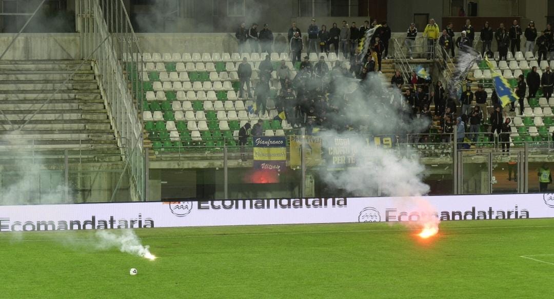 Fatti Monopoli-Cerignola, Chiusa Per Un Turno La Curva Gialloblù