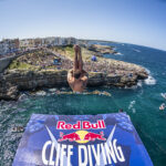Red Bull Cliff Diving, 12 treni straordinari Bari-Polignano