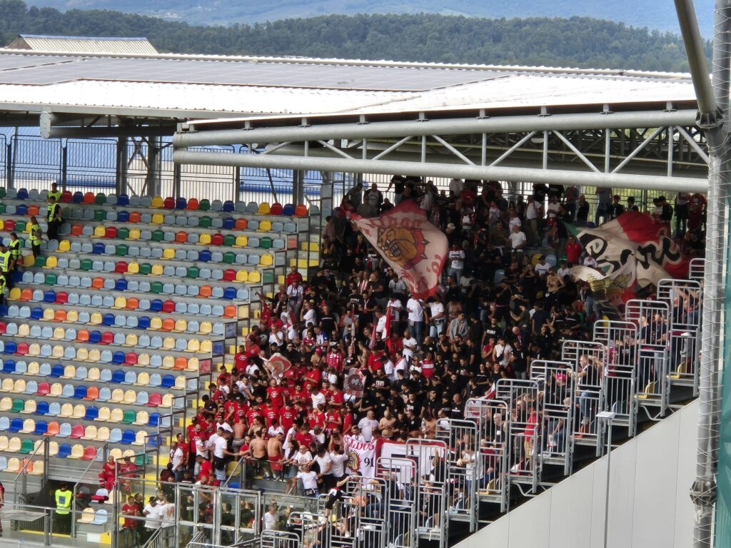 Tifosi Bari a Frosinone