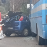 Oria, auto contro un pulmino: muore una donna, un ferito gravissimo