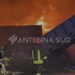 Incendio nella zona industriale di Brindisi: sopralluogo e ordinanza del sindaco Marchionna