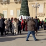 Taranto, la protesta dei sindacati per gli asili nido