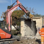 Taranto, l’ora della demolizione per il rudere di via Brigantini