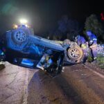 Auto si ribalta sulla provinciale: soccorso automobilista